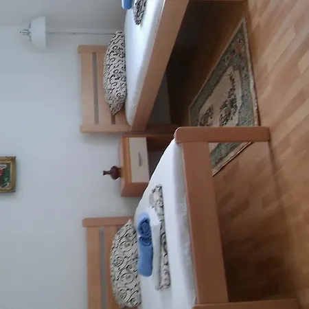 Azra Dubrovnik